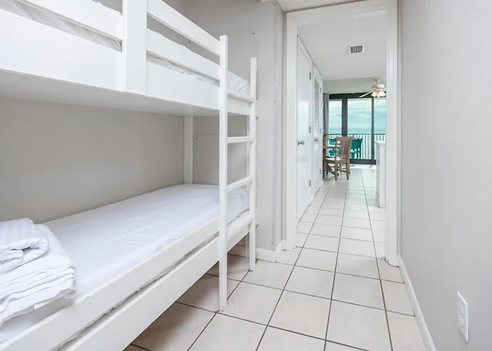Phoenix West Apartment *